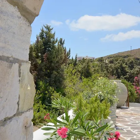 Dioni Lux Guest house Pachaina