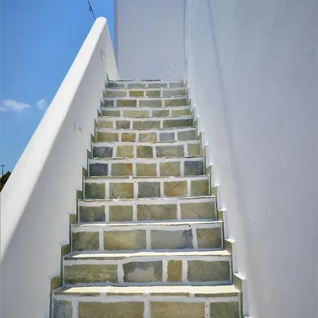 Guest house Dioni Lux Pachaina