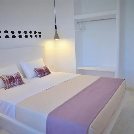 招待所 Dioni Lux 3*