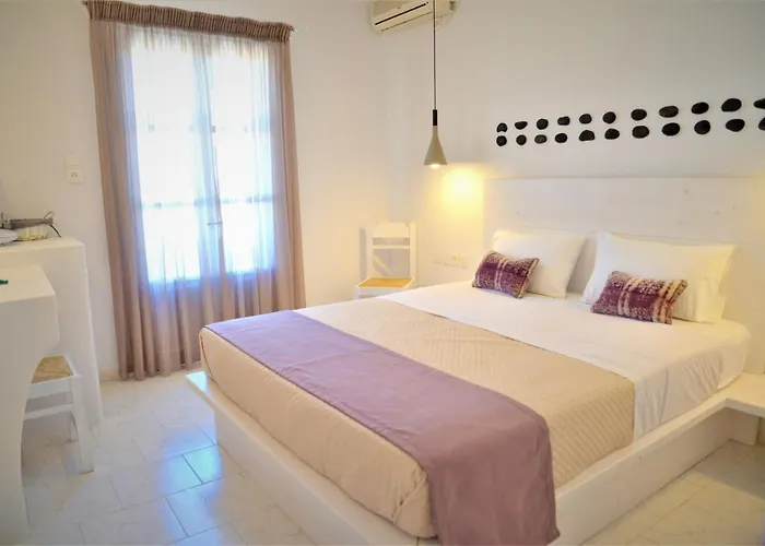 Dioni Lux Konukevi 3*