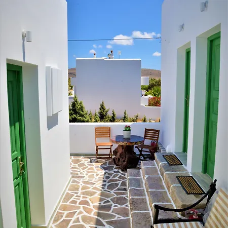 Πανσιόν Dioni Lux