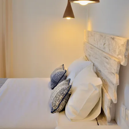 Dioni Lux Pensión 3*