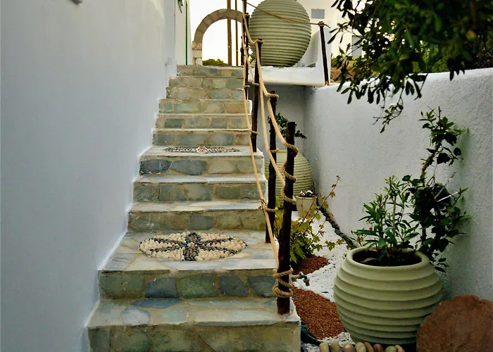 Πανσιόν Dioni Lux