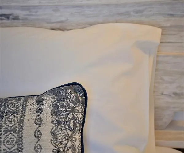 Dioni Lux Gæstehus Pachaina